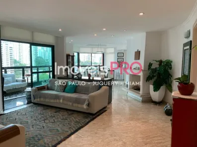 Apartamento com 4 Quartos à venda, 210m² no Pacaembu, São Paulo