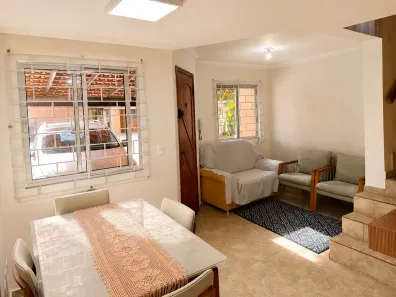 Casa de Condomínio com 3 Quartos à venda, 110m² no Uberaba, Curitiba