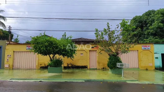 Casa com 7 Quartos à venda, 382m² no Jardim Ana Lúcia, Goiânia