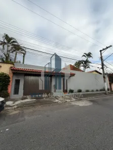 Casa com 3 Quartos para alugar, 800m² no Jardim Alto Pedroso, São Paulo