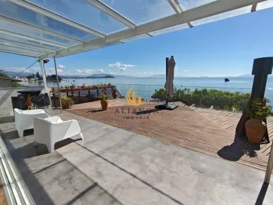 Casa com 2 Quartos para alugar, 270m² no Barreiros, São José