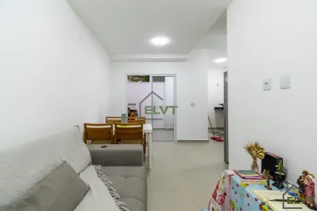 Sobrado com 2 Quartos à venda, 74m² no Jardim D'Abril, Osasco