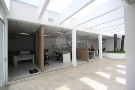 Imóvel Comercial com 1 Quarto para alugar, 513m² no Jardim Everest, São Paulo