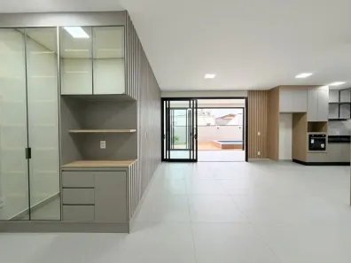 Casa de Condomínio com 3 Quartos para alugar, 263m² no Roncáglia, Valinhos