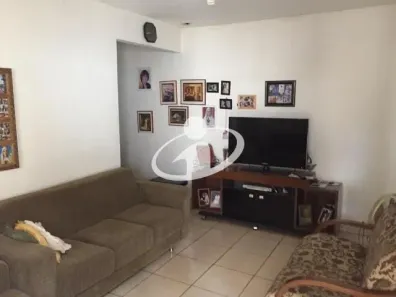 Casa com 2 Quartos à venda, 203m² no Nossa Senhora Aparecida, Uberlândia