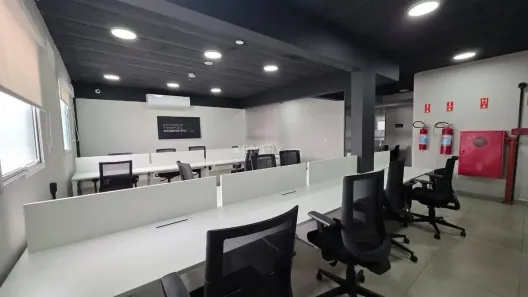 Sala Comercial para alugar, 200m² no Distrito Industrial, Jundiaí