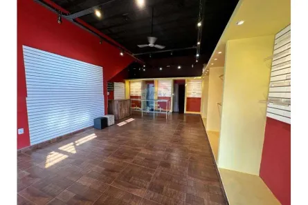 Ponto Comercial à venda, 192m² no Jardim Giulia, Cravinhos