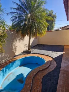 Casa com 3 Quartos à venda, 232m² no João Berbel, Cravinhos