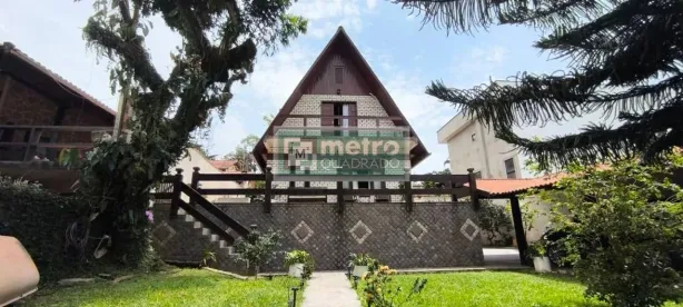 Casa de Condomínio com 2 Quartos à venda, 189m² no Bosque Beira Rio, Rio das Ostras