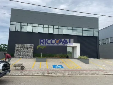 Galpão/Depósito/Armazém para alugar, 691m² no Rio Abaixo, Jacareí