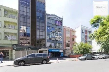 Sala Comercial à venda, 80m² no Bom Fim, Porto Alegre
