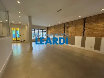 Casa com 4 Quartos para alugar, 350m² no Vila Romana, São Paulo
