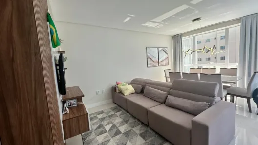 Apartamento com 3 Quartos à venda, 130m² no Meia Praia, Itapema