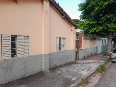 Casa com 3 Quartos à venda, 210m² no Vila Rio Branco, Jundiaí