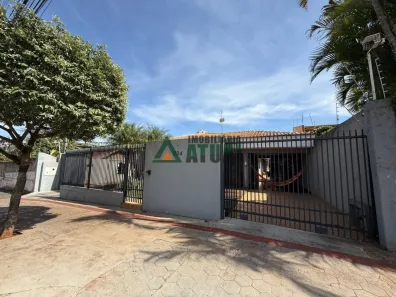 Casa com 9 Quartos à venda, 254m² no Bancários, Londrina