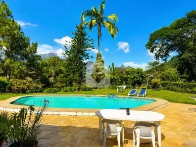 Casa com 5 Quartos à venda, 368m² no Cuiabá, Petrópolis