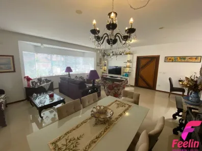 Casa com 3 Quartos à venda, 141m² no Carianos, Florianópolis