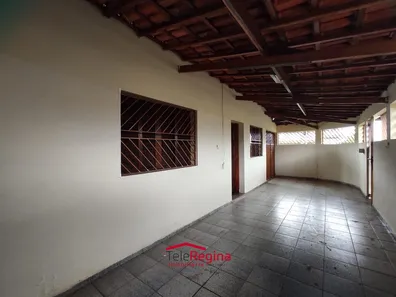 Casa com 2 Quartos para alugar, 100m² no Vila Santos, Caçapava