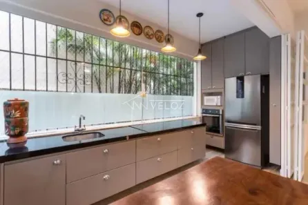 Apartamento com 2 Quartos à venda, 121m² no Humaitá, Rio de Janeiro