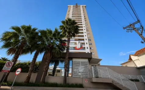 Apartamento com 3 Quartos para alugar, 179m² no São José, Franca