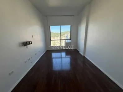 Apartamento com 4 Quartos à venda, 150m² no Laranjeiras, Rio de Janeiro