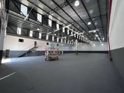 Ponto Comercial para alugar, 1300m² no Jardim São Luís, São Paulo