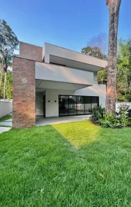 Casa de Condomínio com 4 Quartos à venda, 450m² no Ponta Negra, Manaus
