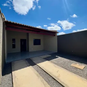Casa com 2 Quartos à venda, 110m² no Parque Ipê, Feira de Santana