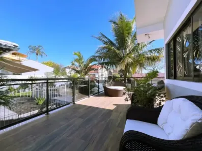 Casa com 4 Quartos à venda, 272m² no Itaguaçu, Florianópolis