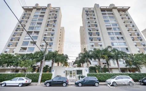 Apartamento com 2 Quartos à venda, 73m² no Jardim Lindóia, Porto Alegre