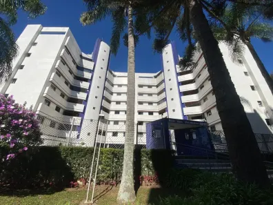 Apartamento com 2 Quartos para alugar, 131m² no Água Verde, Curitiba