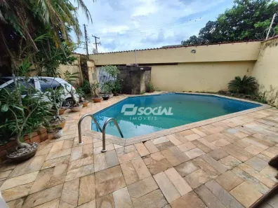 Sobrado com 5 Quartos à venda, 379m² no Pedrinhas, Porto Velho