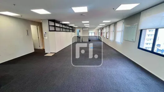 Sala Comercial para alugar, 210m² no Liberdade, São Paulo