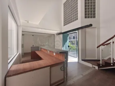 Prédio Comercial para alugar, 512m² no Cambuí, Campinas
