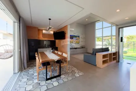 Casa com 2 Quartos à venda, 260m² no Vila Macarini, Criciúma