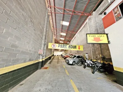Galpão/Depósito/Armazém à venda, 744m² no Centro, Sorocaba