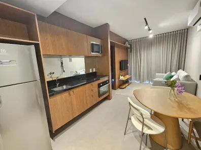 Apartamento com 1 Quarto para alugar, 42m² no Cambuí, Campinas