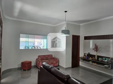 Casa com 4 Quartos à venda, 212m² no Cidade Jardim, Uberlândia