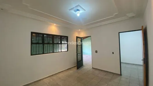 Casa com 3 Quartos para alugar, 170m² no Conjunto Habitacional Júlio de Mesquita Filho, Sorocaba