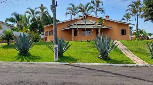 Casa de Condomínio com 3 Quartos à venda, 250m² no Parque Village Castelo, Itu