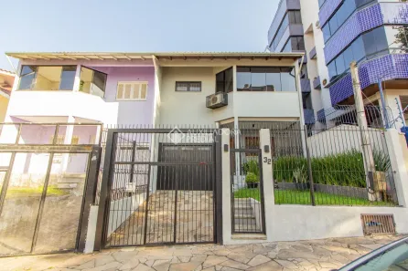 Casa com 3 Quartos à venda, 304m² no Cristal, Porto Alegre