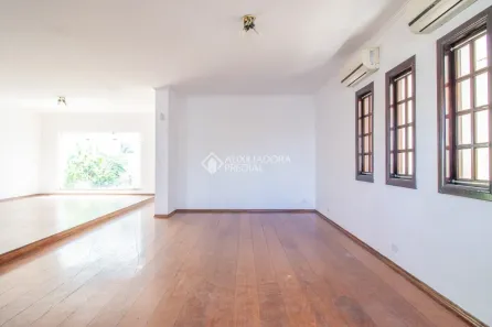 Sobrado com 6 Quartos à venda, 330m² no Campestre, Santo André