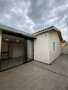 Casa de Condomínio com 3 Quartos para alugar, 70m² no Cajuru do Sul, Sorocaba