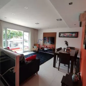 Casa com 3 Quartos à venda, 135m² no Embaré, Santos