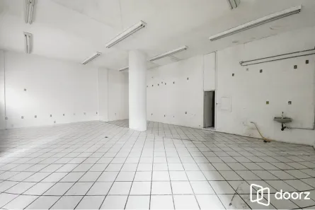 Ponto Comercial à venda, 81m² no Independência, Porto Alegre