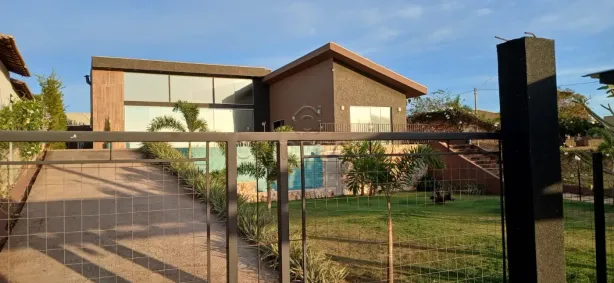 Casa de Condomínio com 3 Quartos para alugar, 250m² no Centro, Mendonça