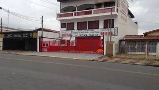 Prédio Comercial com 8 Quartos à venda, 700m² no Taquaral, Campinas