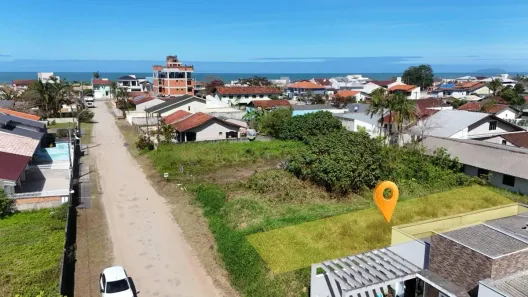 Lote/Terreno à venda, 360m² no Barra do Saí, Itapoá