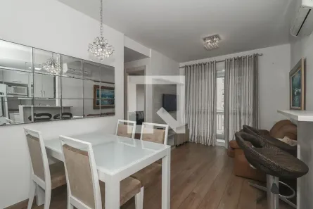 Apartamento com 2 Quartos à venda, 62m² no Vila Ipiranga, Porto Alegre