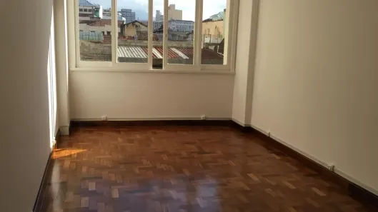 Kitnet com 1 Quarto para alugar, 32m² no Centro, Rio de Janeiro